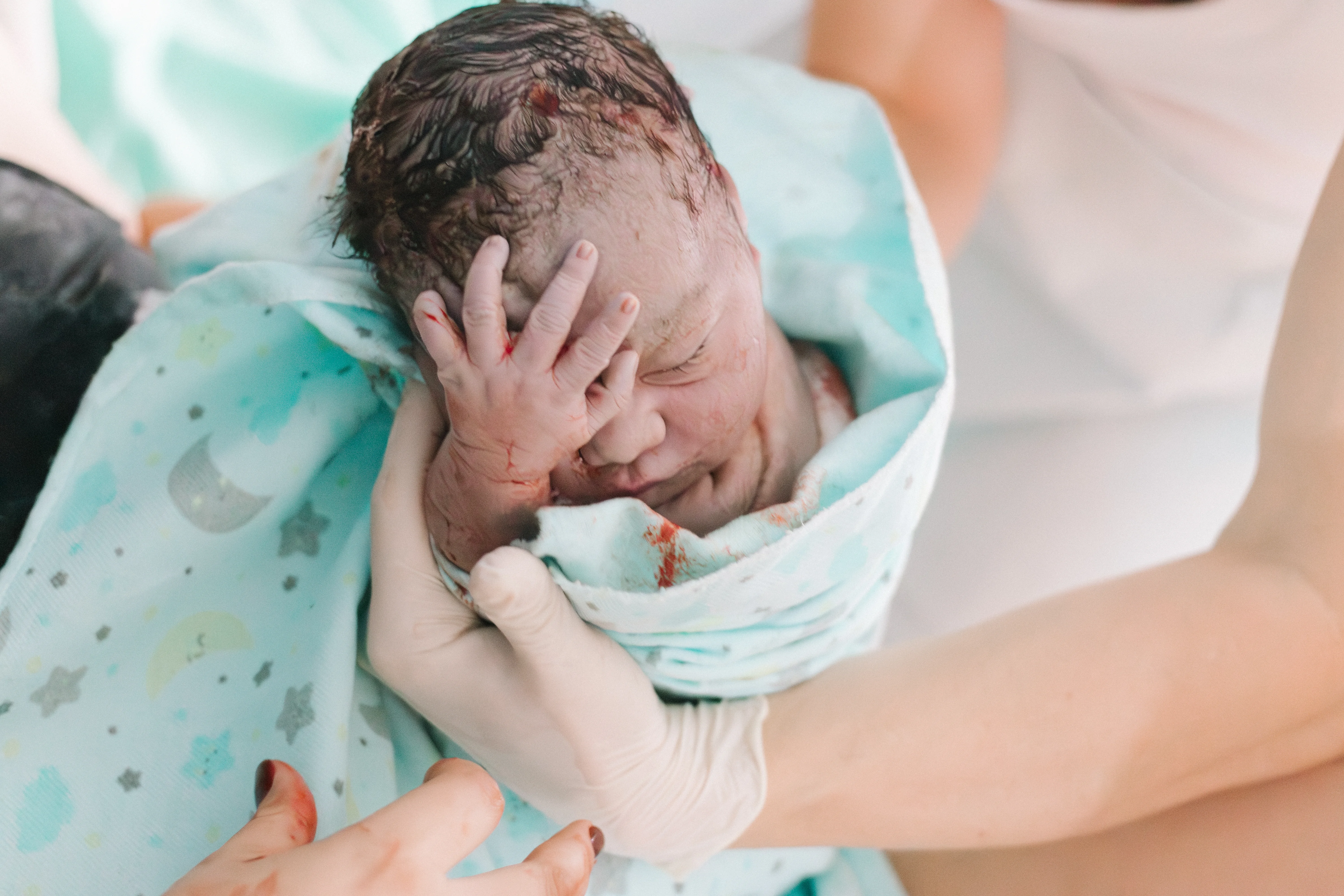 Bebê recém-nascido